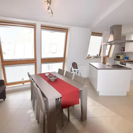 Duplex In Near The Beach, Cleaning Included Blankenberge