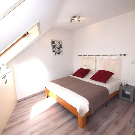 Duplex In Near The Beach, Cleaning Included *