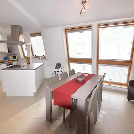 Duplex In Near The Beach, Cleaning Included Blankenberge